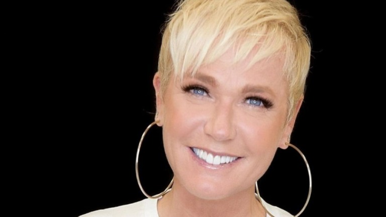 Xuxa Meneghel nega tirar foto com fã: "Tu não é Bolsominion?"