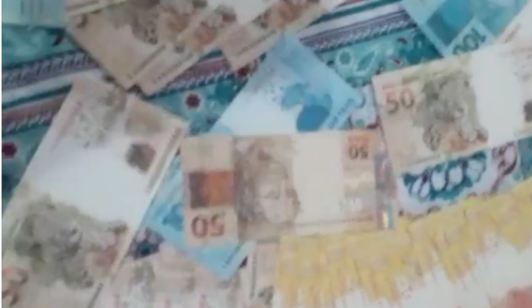 Operação busca quadrilha por venda de dinheiro falso na internet