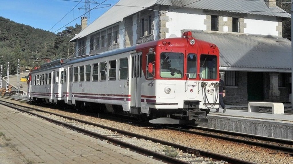 TripAdvisor Famosa rota de trem em Cercedilla, na Espanha