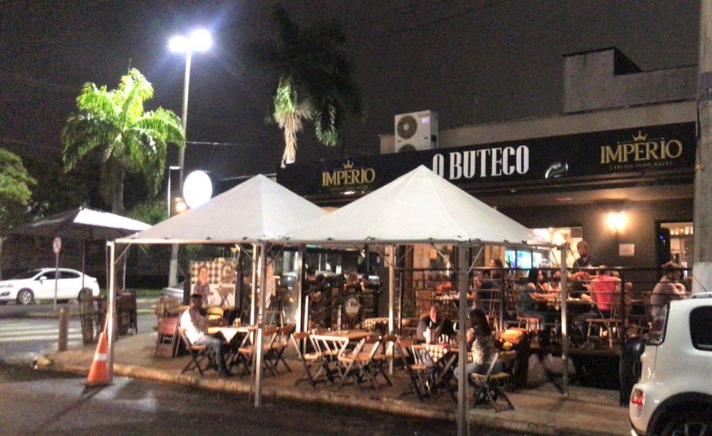 O Buteco Esmeralda lança Projeto Verão com música e estrutura especial