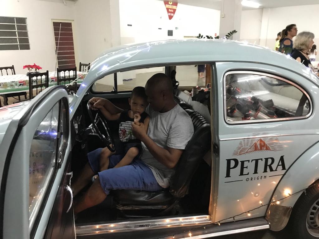 Morador da zona Norte ganha Fusca com cerveja; sorteio ajuda cinco entidades Morador da zona Norte ganha Fusca com cerveja; sorteio ajuda cinco entidades