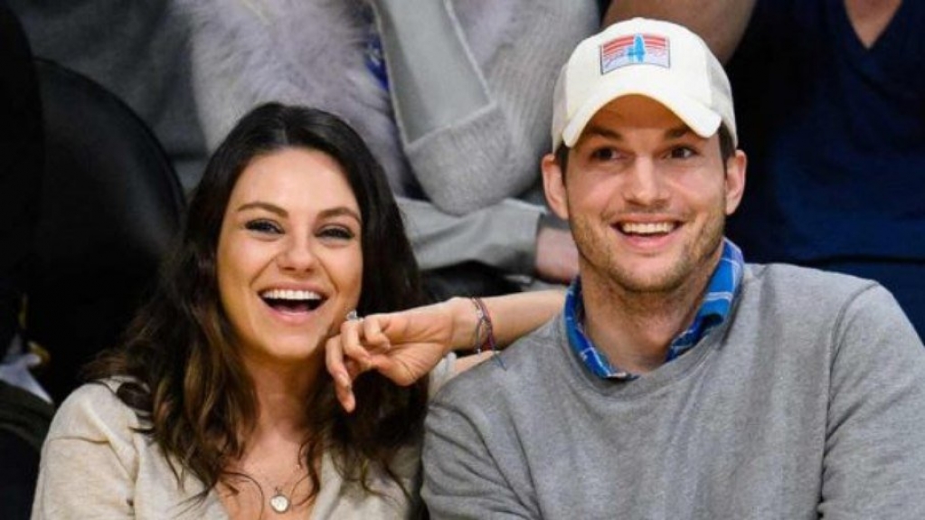 Ashton Kutcher presta apoio à Ucrânia, país natal de Mila Kunis Ashton Kutcher presta apoio à Ucrânia, país natal de Mila Kunis