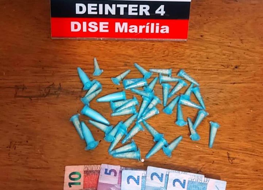 Dise prende homem de 32 anos com crack e cocaína em bairro de Marília