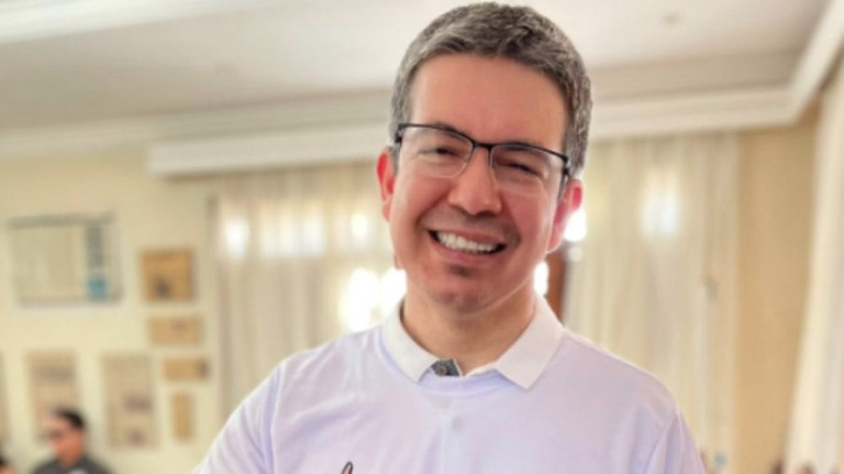Randolfe nega CPI, mas denunciará Marcos do Val ao Conselho de Ética