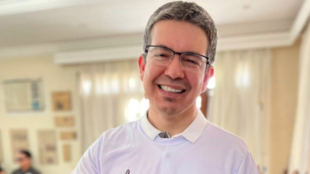 Randolfe nega CPI, mas denunciará Marcos do Val ao Conselho de Ética