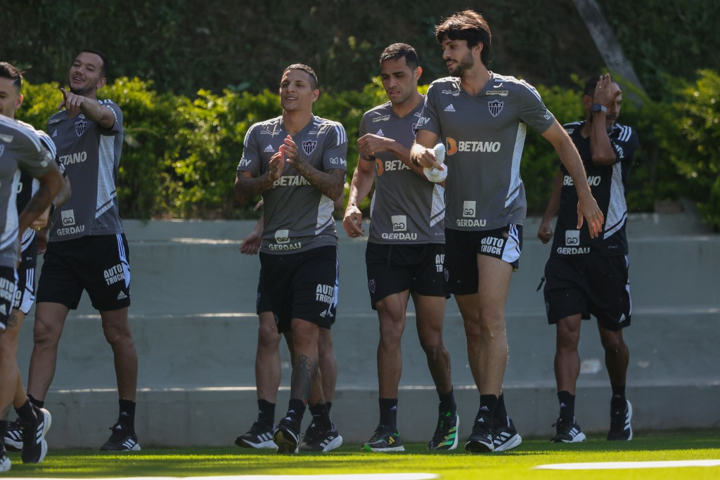 Hulk marca e comemora o gol da vitória | Foto: Pedro Souza |