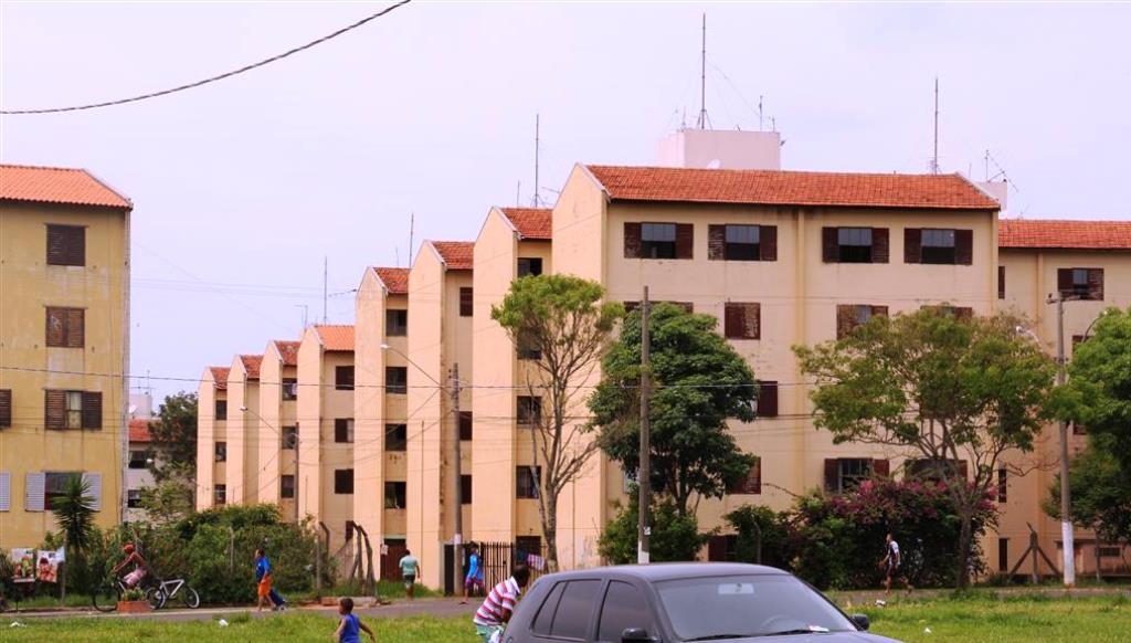 Justiça quer empresa para administrar condomínio da CDHU em Marília