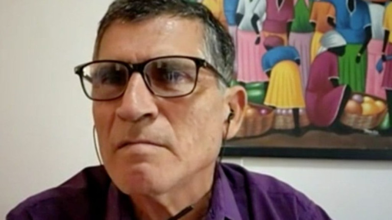 Santos Cruz: 'Direita tem que se livrar de Bolsonaro para se recompor'