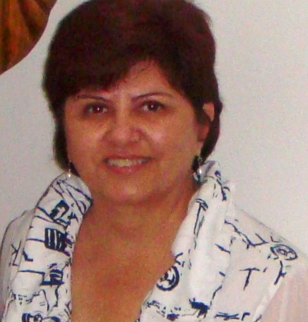 Despedida à educadora Regina Atallah tem homenagens e pesar em Marília Despedida à educadora Regina Atallah tem homenagens e pesar em Marília