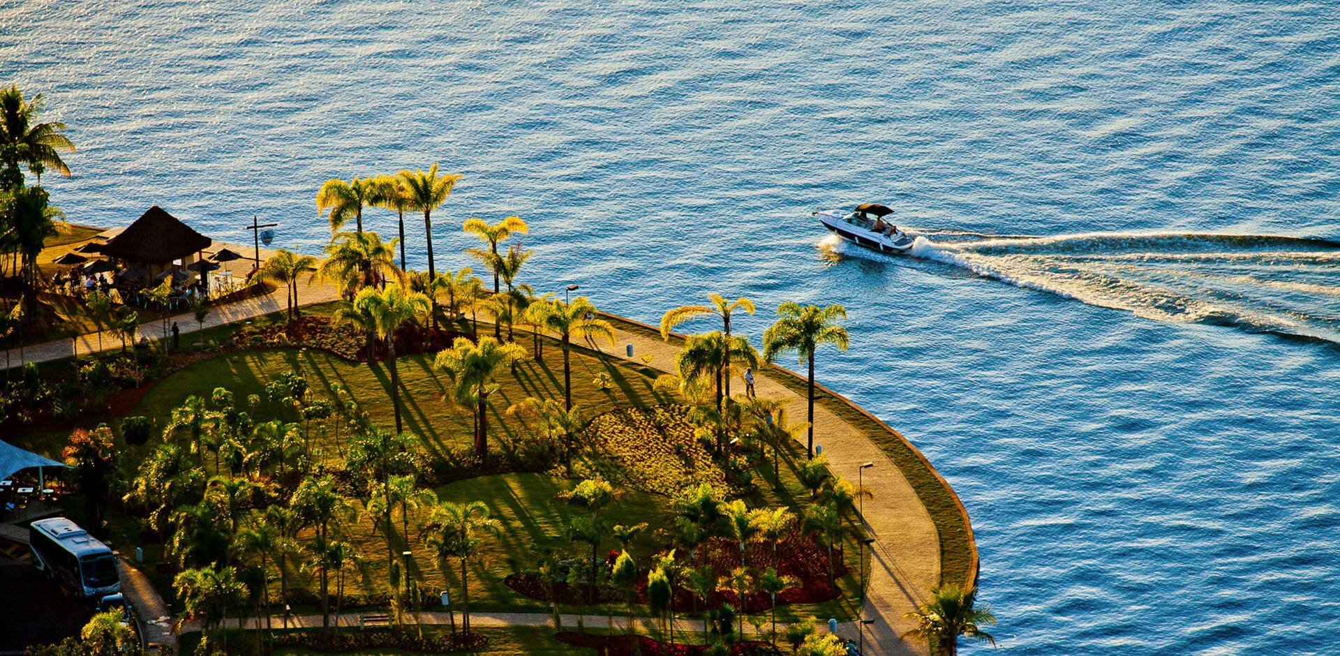 Pontão do Lago Sul fica às margens do Lago Paranoá. Foto: Reprodução/Pontão