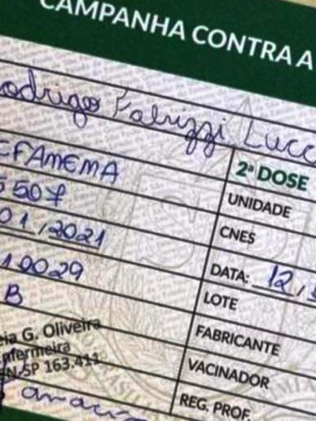Brincadeira - Empresário posta carteira de vacinação fora da fila no HC; MP apura