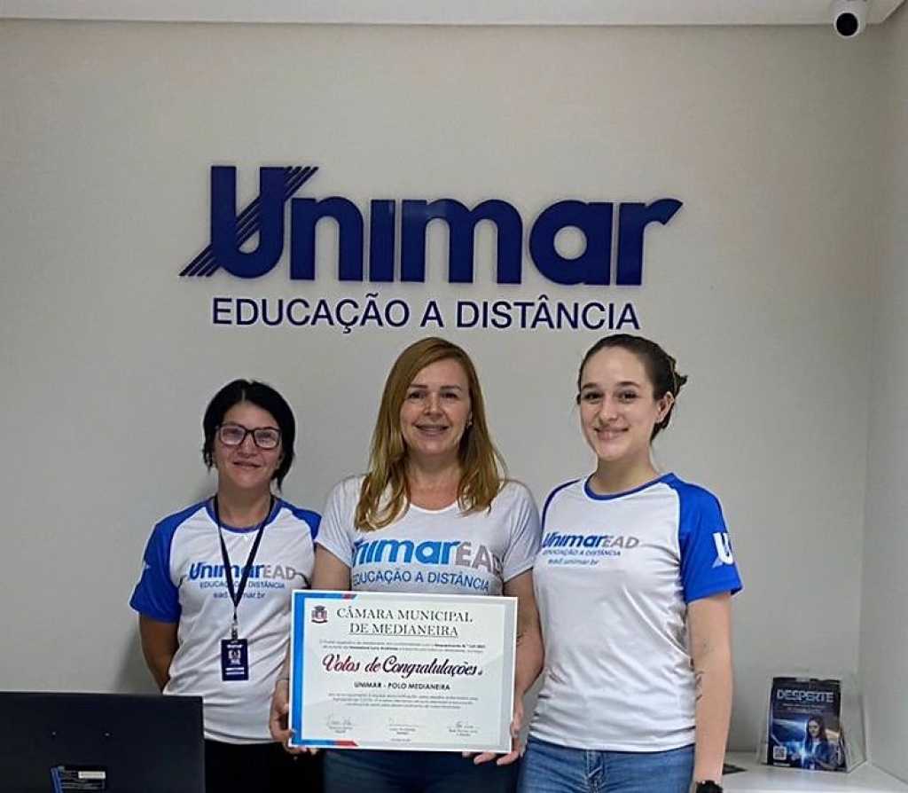 Unimar EaD em Medianeira recebe Congratulações da Câmara de Vereadores