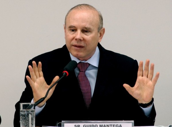 Operação da PF prende ex-ministro Guido Mantega