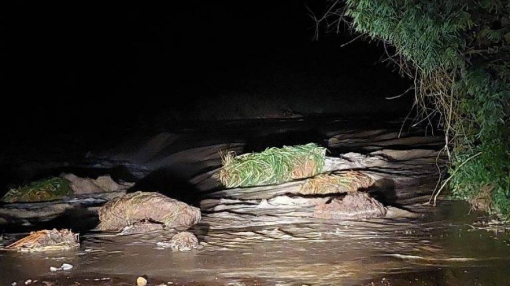 Barragem se rompe em Itambé e prefeitura emite alerta na Bahia Barragem se rompe em Itambé e prefeitura emite alerta na Bahia