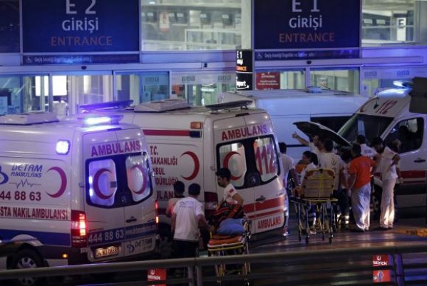 Atentado na Turquia deixa pelo menos 28 mortos, 60 feridos