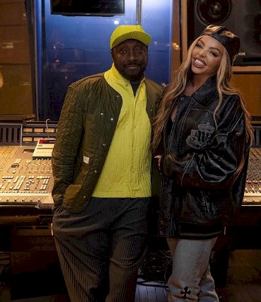 Jesy Nelson, ex-Little Mix, está em estúdio com will.i.am