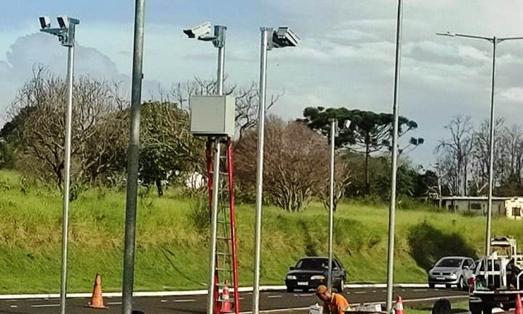 Testes de radares acabam, sem transparência vão multar de velocidade a parada em faixas