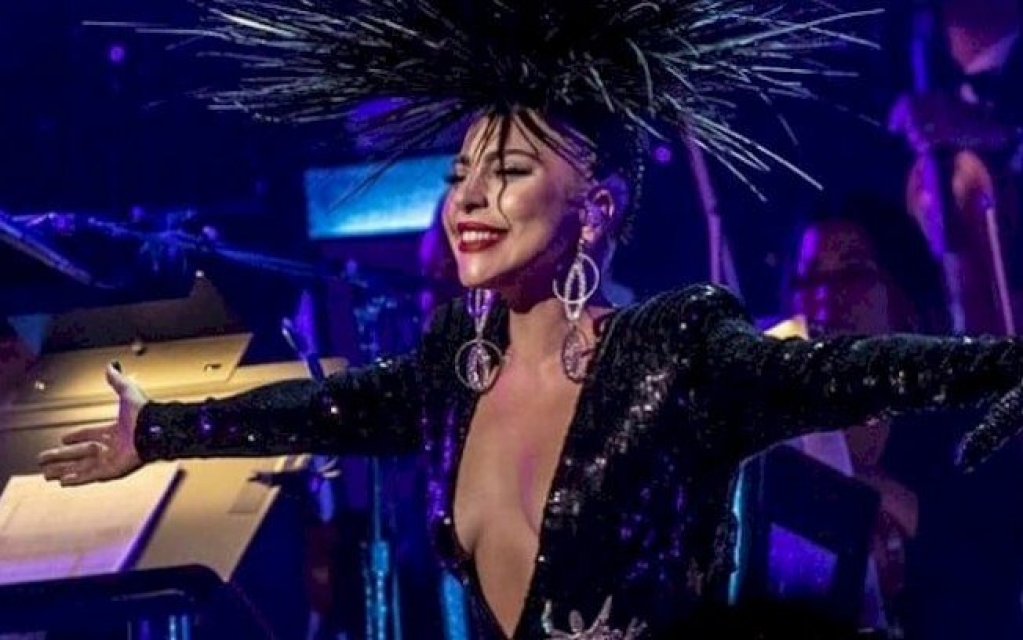 Lady Gaga retorna à Las Vegas para mais shows com jazz e piano