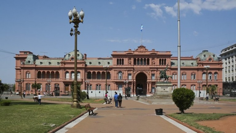 Inflação argentina supera venezuelana e pode fechar o ano acima de 60%