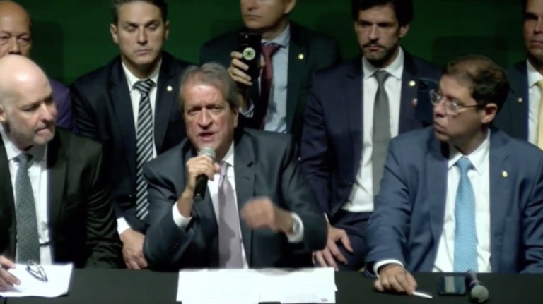 Presidente do PL defende fala transfóbica de Nikolas: "Opinião"