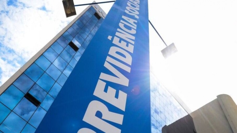 INSS retoma atendimento presencial mesmo sem agendamento; entenda
