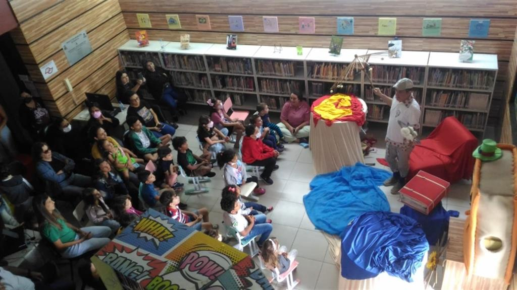 Janela literária ai ter contação de histórias, leitura e brinquedoteca em Marília,