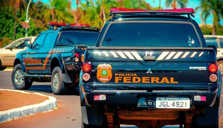 PF combate contrabando de cigarros e cumpre mandados na região de Marília
