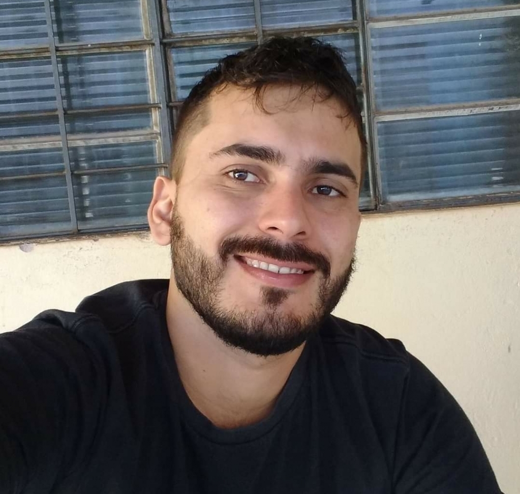 Homem de 27 anos morre em acidente de moto na Nove de Julho em Marília Homem de 27 anos morre em acidente de moto na Nove de Julho em Marília