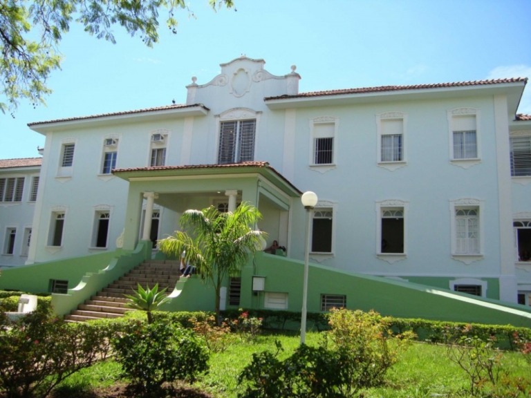 Santa Casa de Marília muda horários de visitas e regras para acompanhantes
