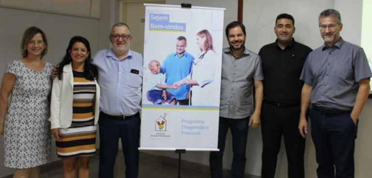 Santa Casa treina equipes da saúde para diagnóstico precoce de câncer em Marília