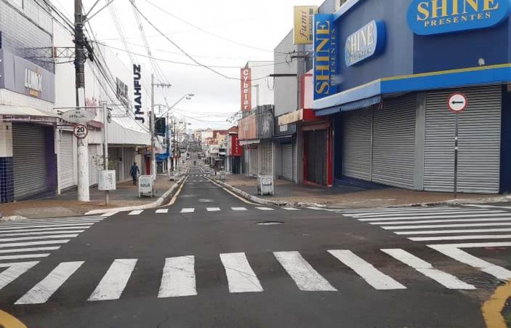 Comércio fechado - Marília segue governo e mantém quarentena