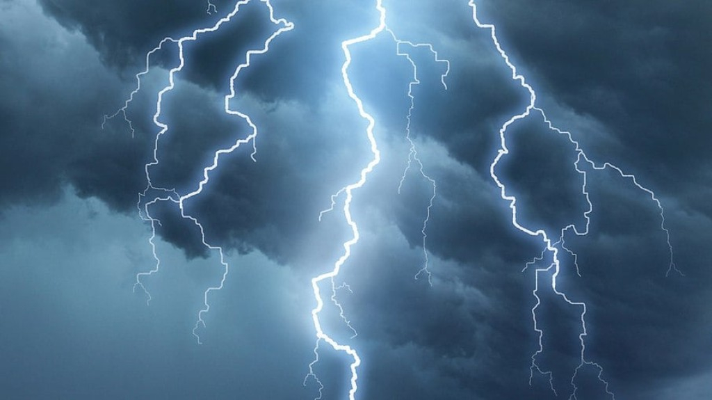 Previsão alerta para risco de temporais no Sudeste e Norte do país Previsão alerta para risco de temporais no Sudeste e Norte do país