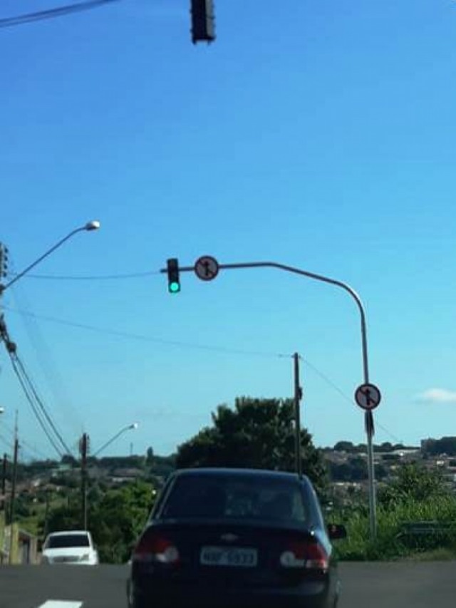 Semáforo do Viaduto da Coimbra inicia operação; Saudade segue em obras