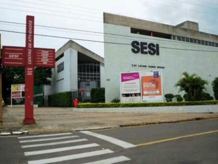 Campanhas do Sesi e do Fundo Social arrecadam alimentos em Marília