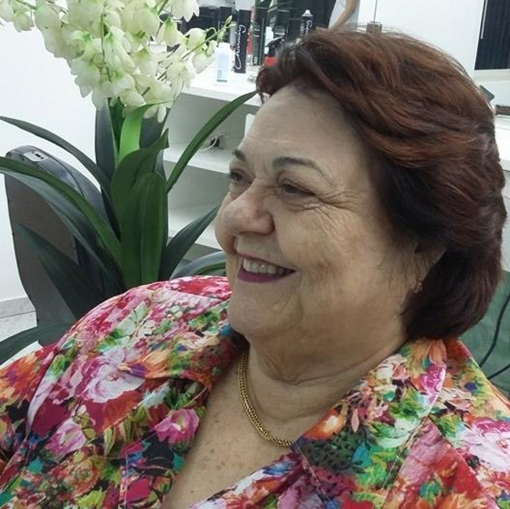 Luto – Cidade perde a professora e voluntária Sílvia Salzedas Muniz, 73 anos Luto – Cidade perde a professora e voluntária Sílvia Salzedas Muniz, 73 anos