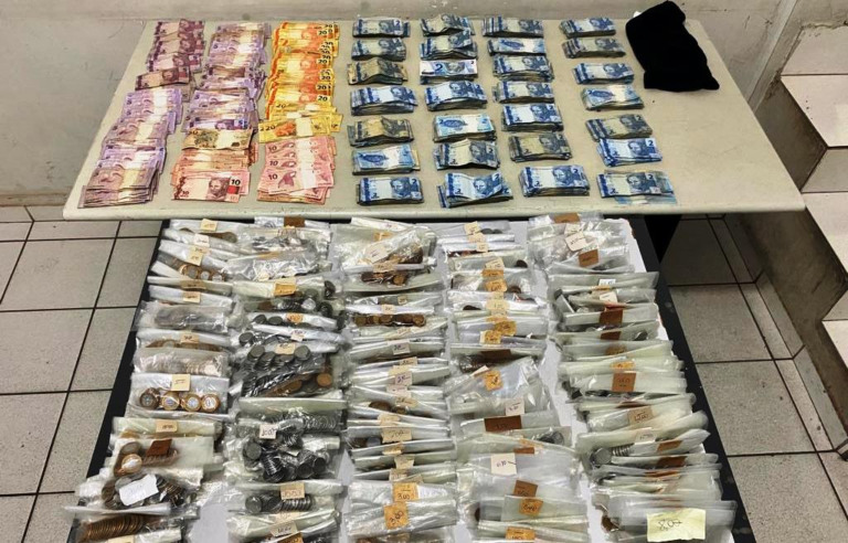 Trio é preso após furto de R$ 9,8 mil em mercado na zona Leste