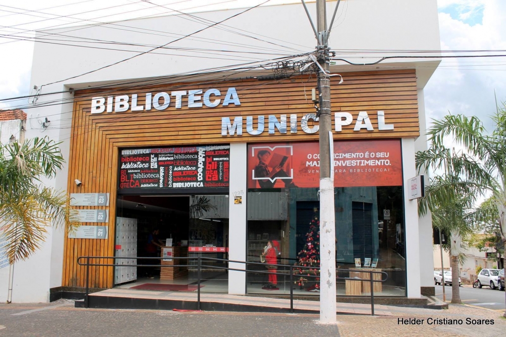 Biblioteca recebe exposição Memórias de Brasil Escravocrata