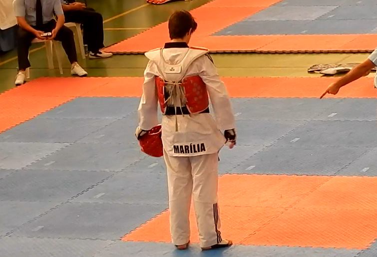 Mariliense quer vaga na seleção brasileira de taekwondo