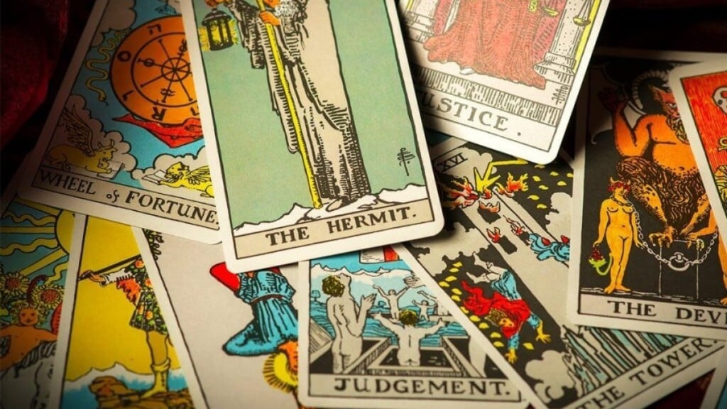 Personare Arcanos do Tarot que podem ajudar a viver melhor o amor