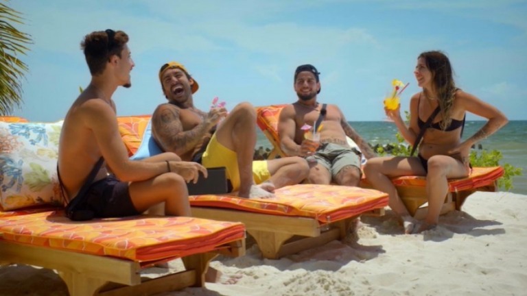 Participante do 'De Férias Caribe' é eliminado e detona mulheres