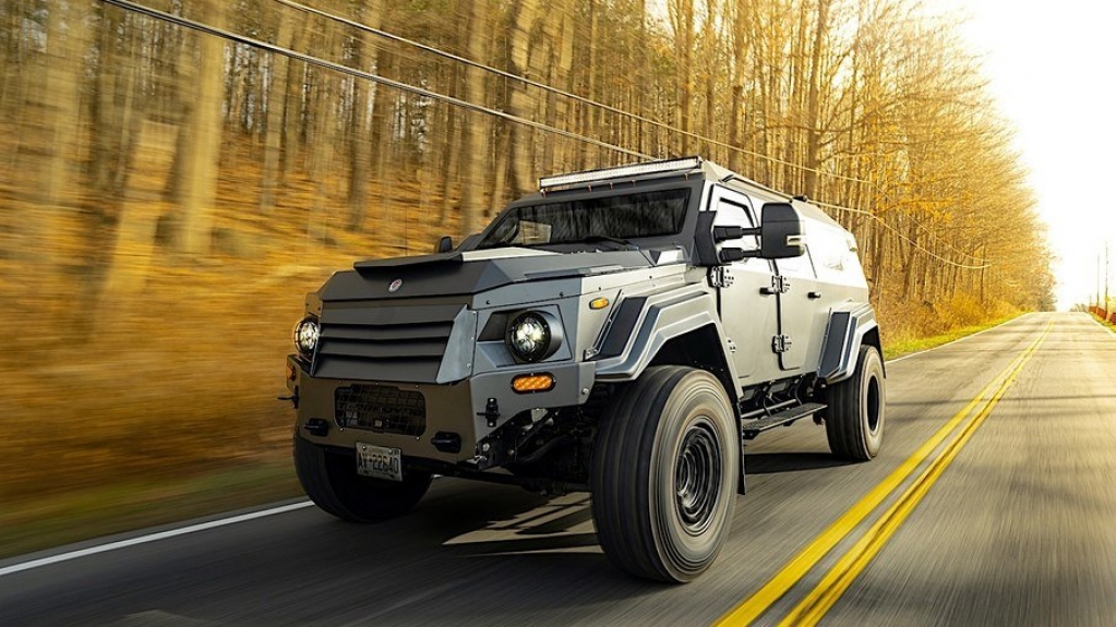 O carro à prova de balas Terradyne Gurkha vai a leilão nos EUA