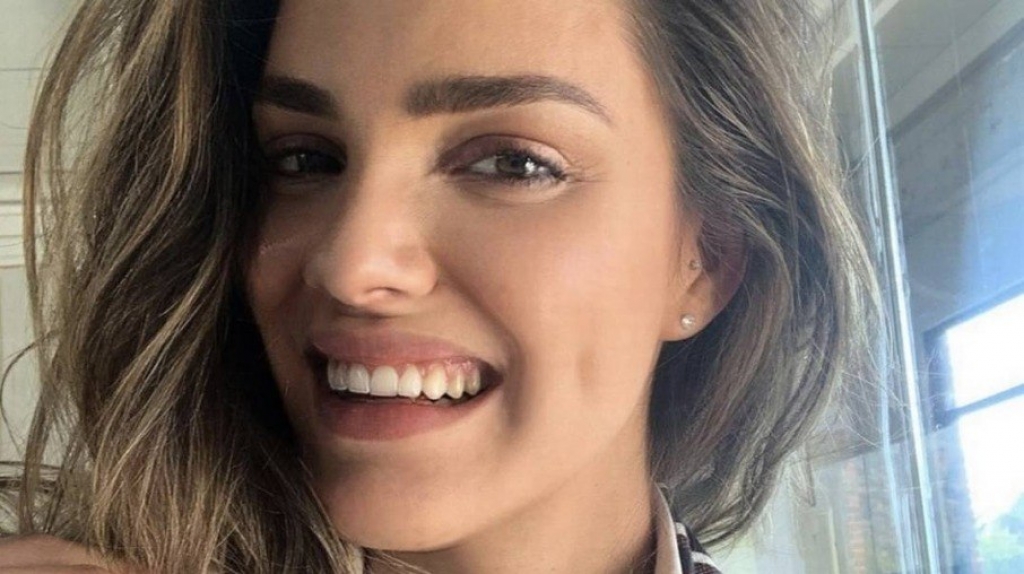 Apresentadora brasileira morre ao cair de prédio no Chile Apresentadora brasileira morre ao cair de prédio no Chile