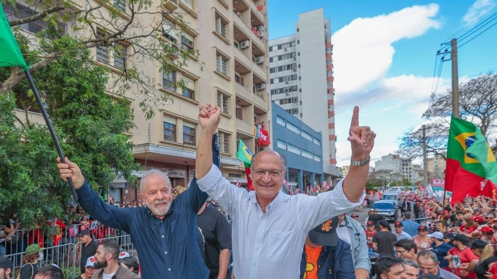 Alckmin defende Lula: "Teve responsabilidade fiscal" Alckmin defende Lula: "Teve responsabilidade fiscal"
