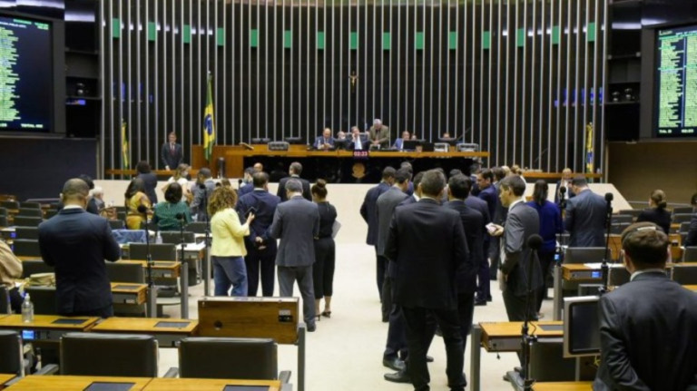 Câmara aprova em 2º turno PL sobre dark kitchens