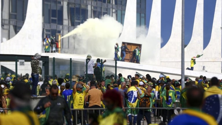 MARCELO CAMARGO/AGÊNCIA BRASIL Ataques foram registrados nos prédios dos Três Poderes, em Brasília