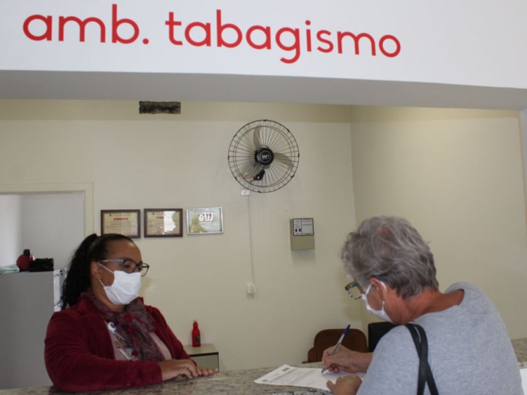 Santa Casa deve retomar em junho terapias em ambulatório referência contra tabaco