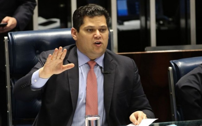 Senado aprovou: Fundeb se torna permanente e gastos federais na educação sobem