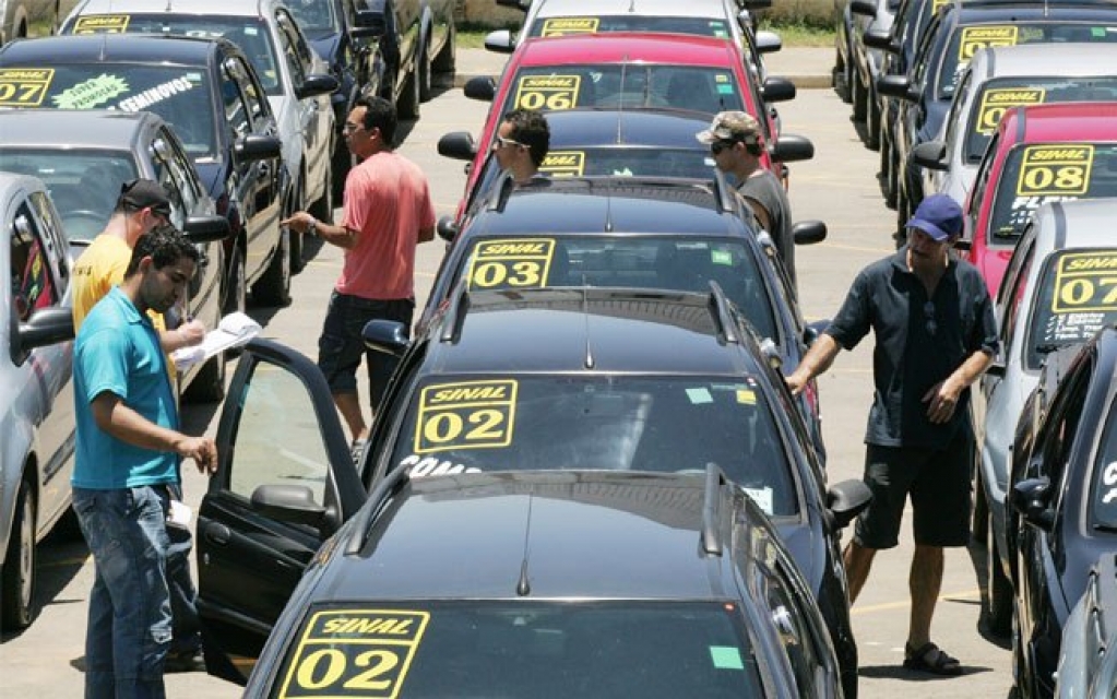 Mercado de carros usados retorna ao patamar pré-pandemia