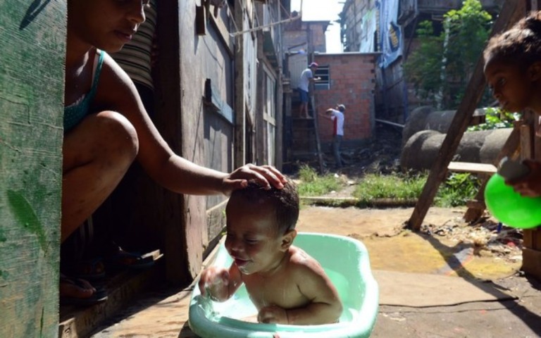 Impacto da pandemia foi maior em famílias com jovens e crianças