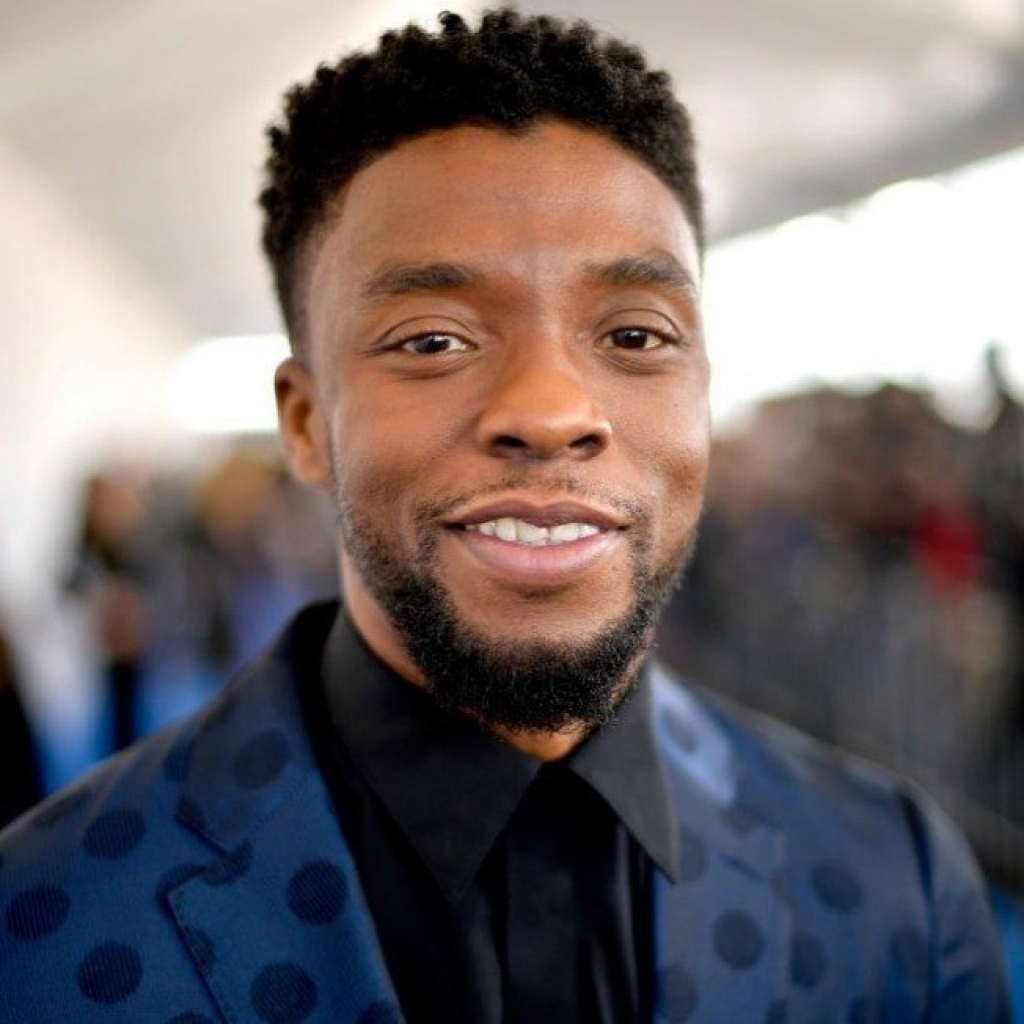 Famosos dão adeus a Chadwick Boseman, de "Pantera Negra": "Morra como uma lenda"